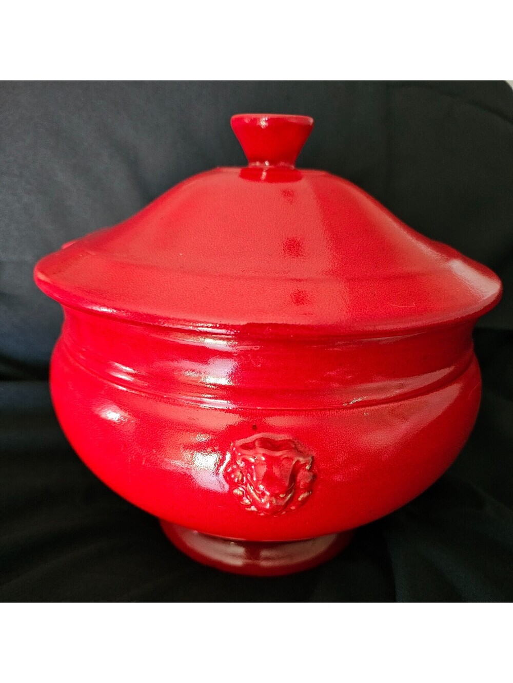 New Emile Henry Red White Lion Head Soup Ture & Lid French Stoneware 6640 Glazed